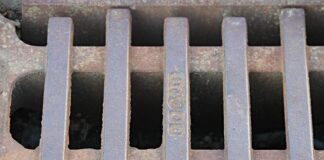 Jak ustawić sensor w lampie?