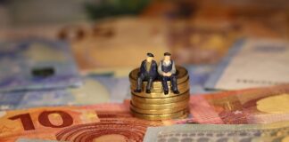 Jak zabezpieczyć drzwi wejściowe do domu?