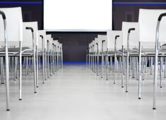 Stoły konferencyjne